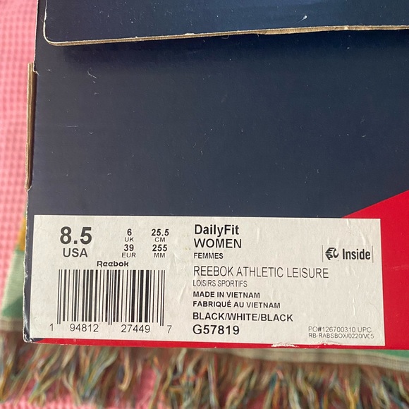 REBOOK DailyFit Sneakers - Picture 6 of 6